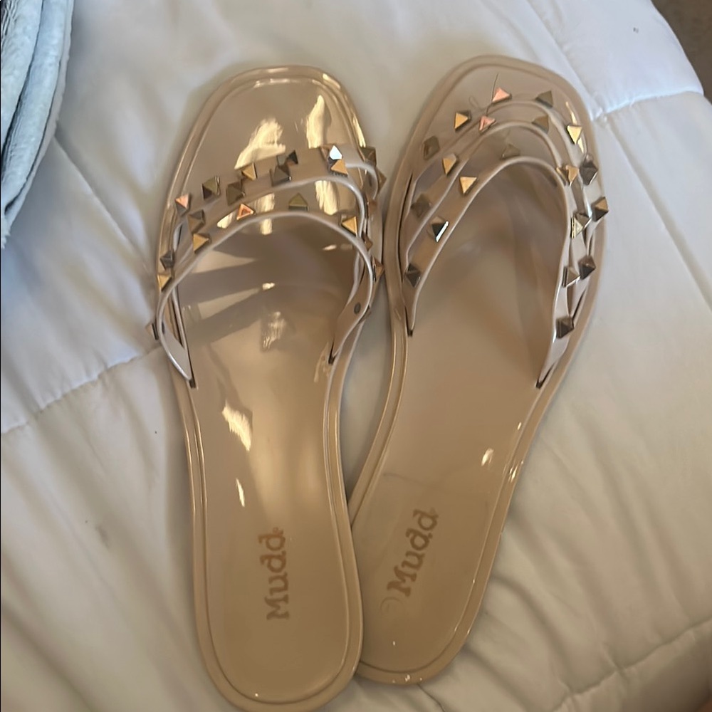 Mudd Cream Sandals with Perforated Strap